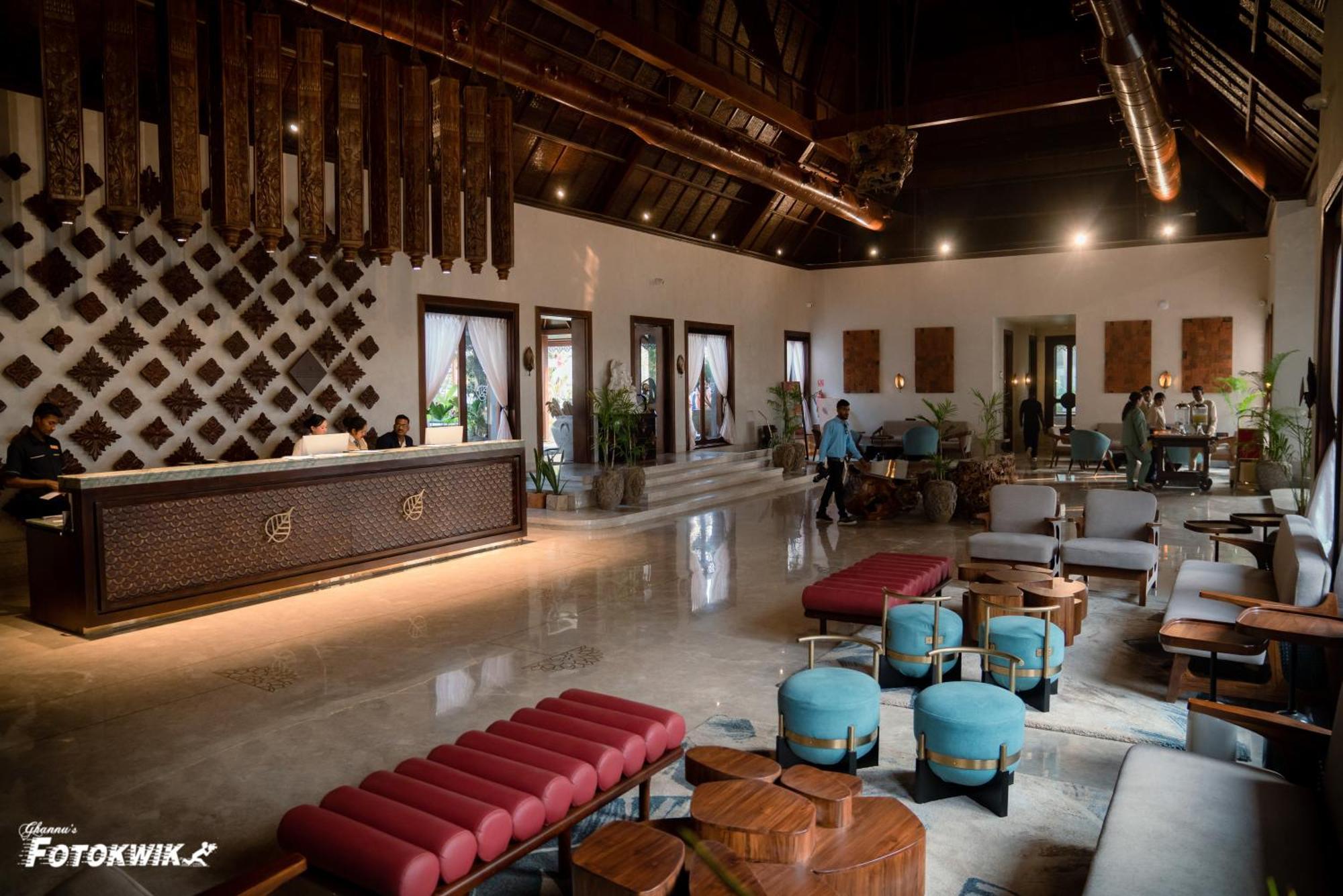 Maira Resort And Convention Centre Rāipur Exteriör bild