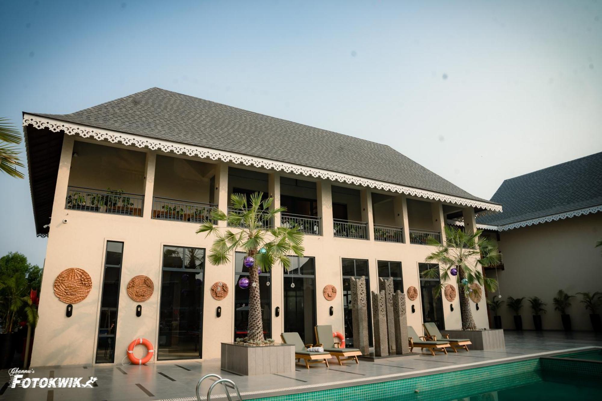 Maira Resort And Convention Centre Rāipur Exteriör bild